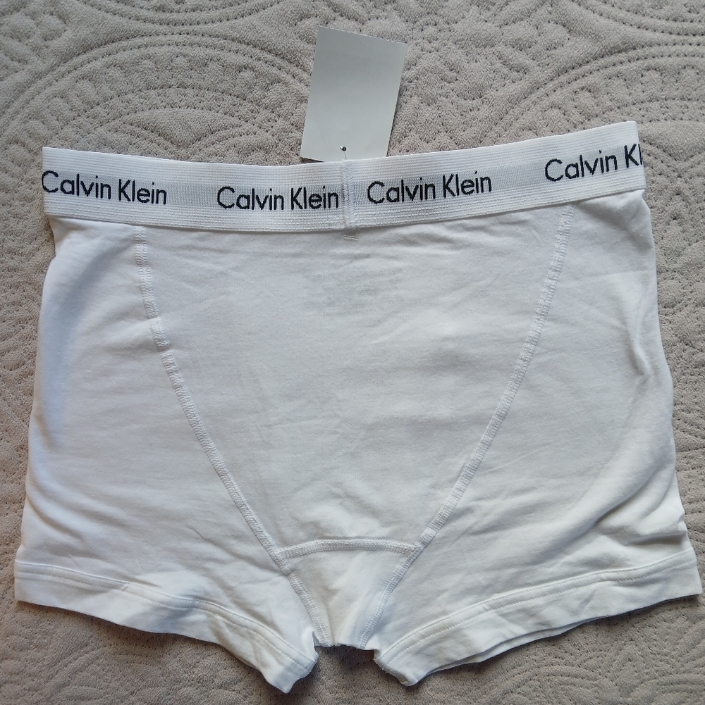 Calvin Klein Underwear White Boxer Briefs - Picture 2 of 3